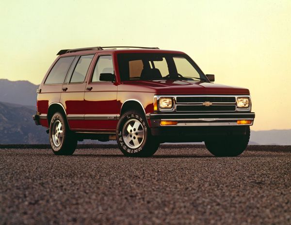 Chevrolet Blazer 1990. Carrosserie, extérieur. VUS 5-portes, 1 génération, restyling