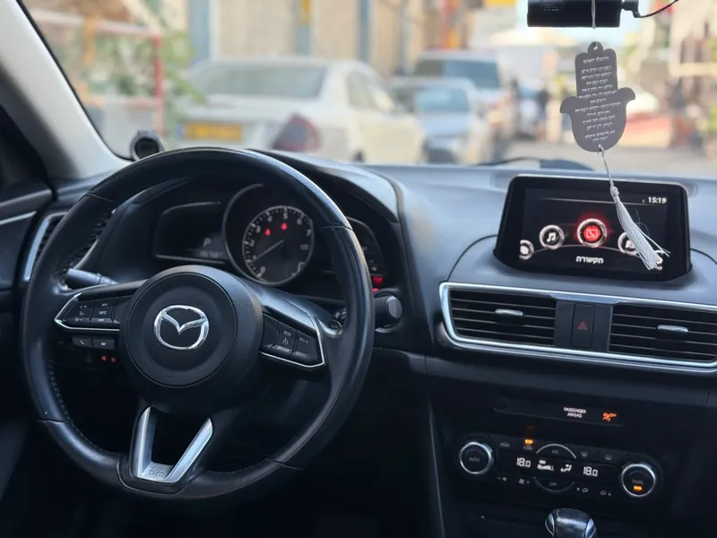 Mazda 3 2nd hand, 2018, private hand