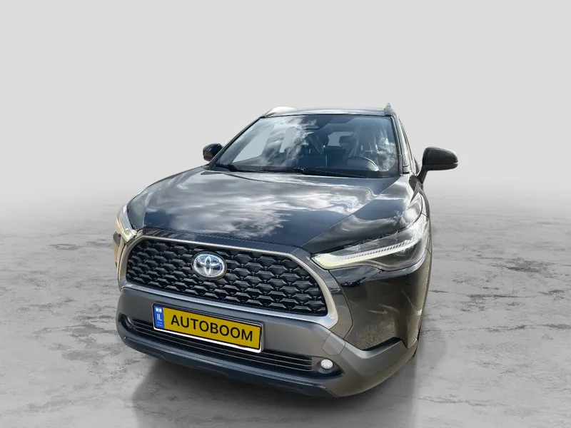 Toyota Corolla Cross с пробегом, 2023, частная рука