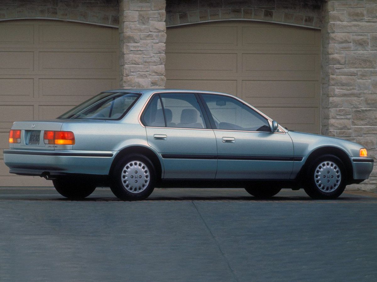 Honda Accord (USA) 1991. Carrosserie, extérieur. Berline, 4 génération, restyling