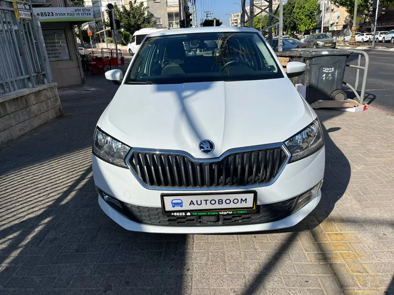 סקודה פאביה יד 2 רכב, 2019, פרטי