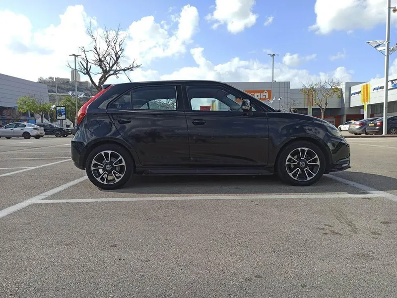 MG 3 2nd hand, 2016, private hand