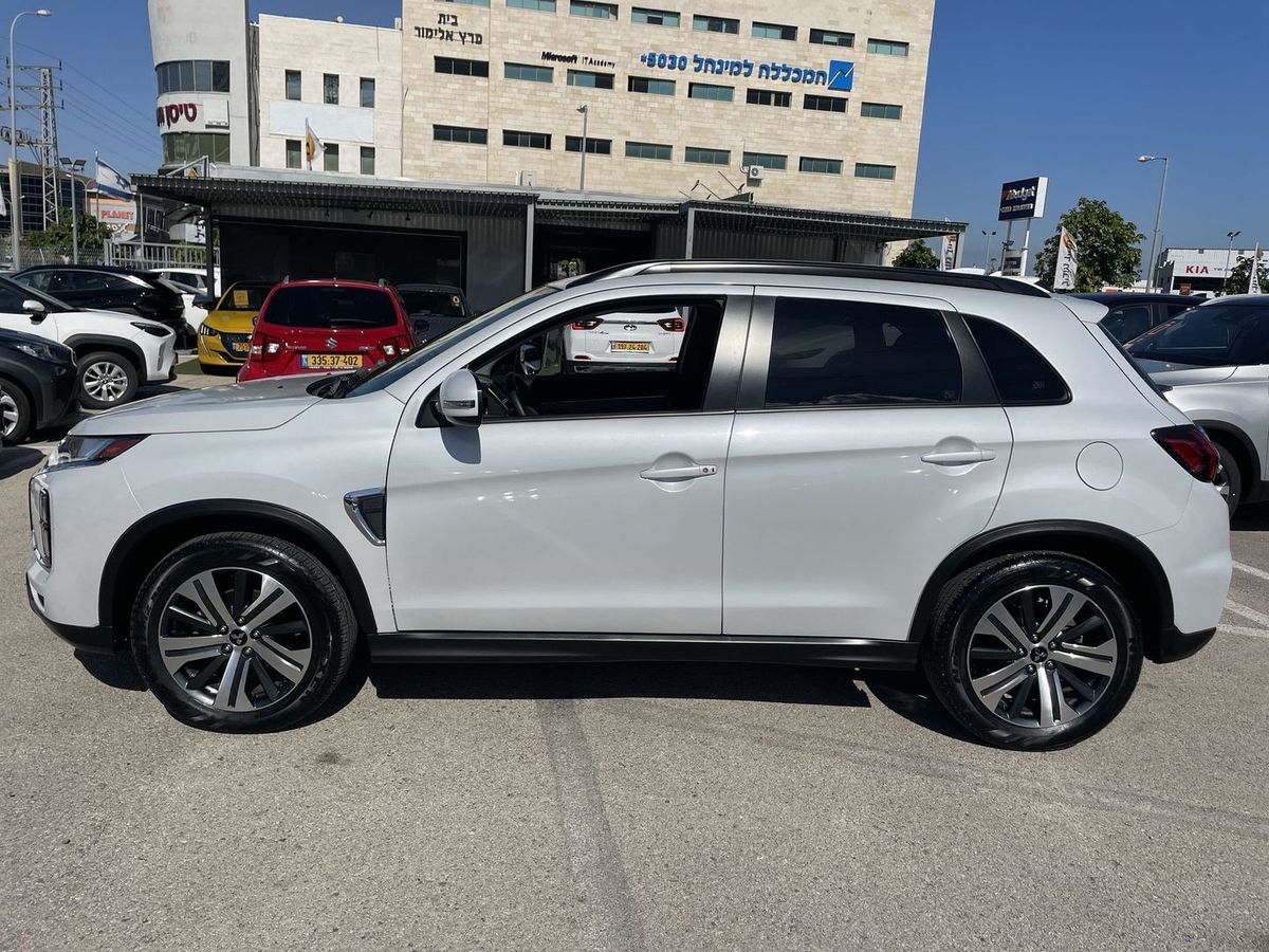 Mitsubishi ASX 2nd hand, 2022, private hand