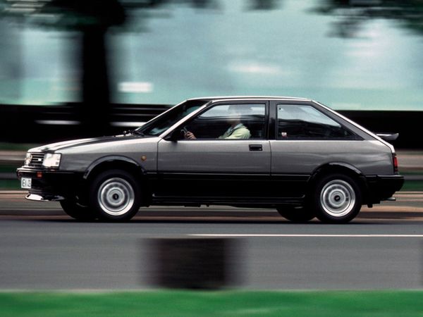 Nissan Cherry 1982. Carrosserie, extérieur. Mini 3-portes, 4 génération