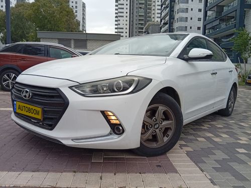 Hyundai Elantra, 2017, фото
