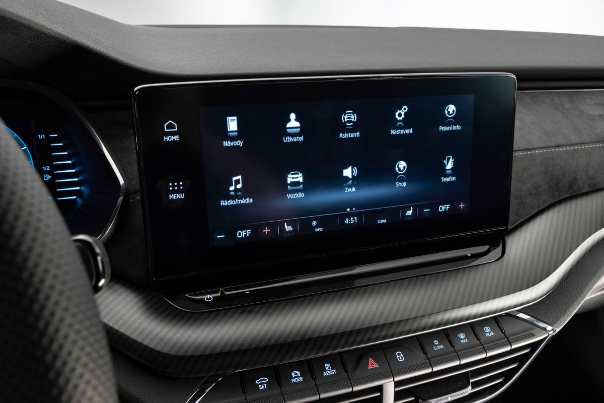 Skoda Octavia RS 2020. Driver assistance systems. Liftback, 4 generation