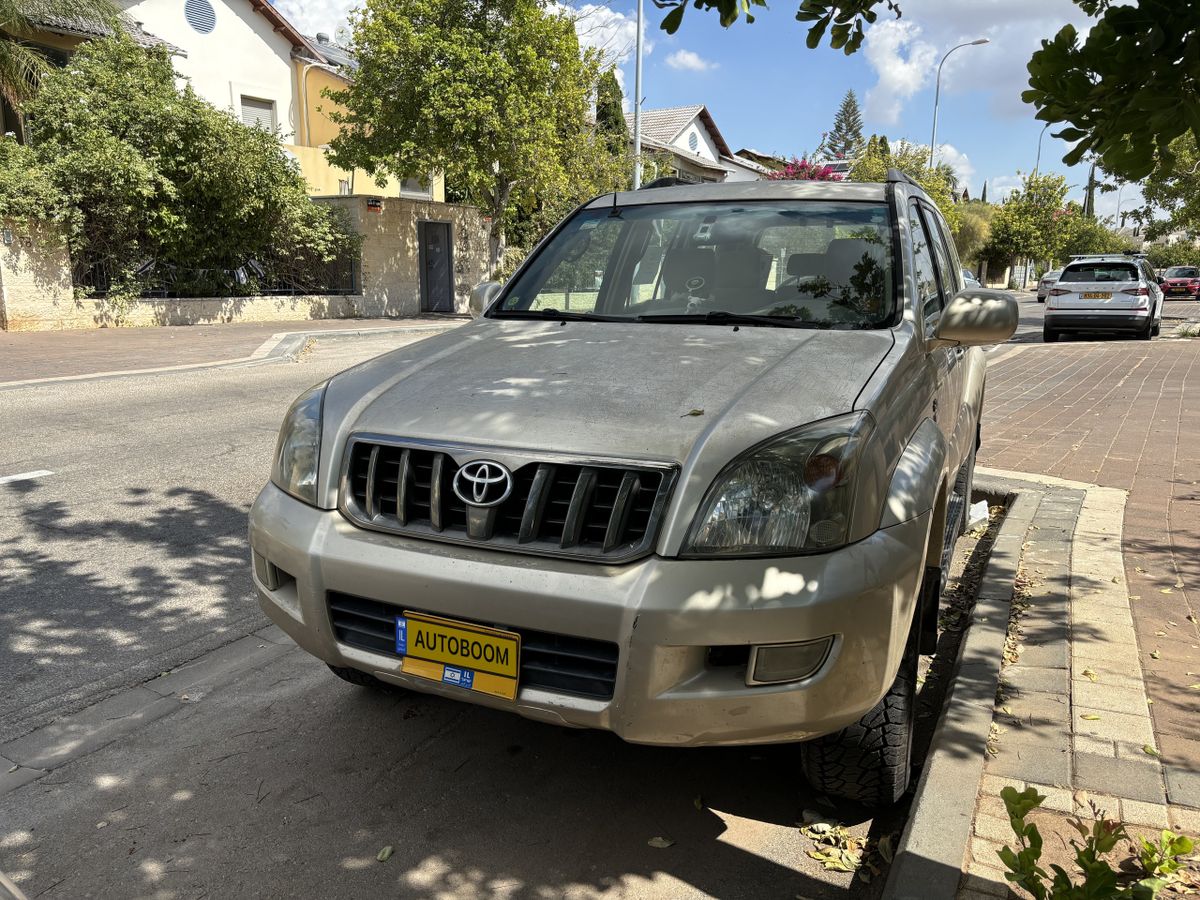 Toyota Land Cruiser 2nd hand, 2008, private hand