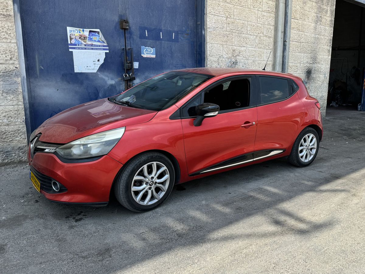 Renault Clio 2ème main, 2013, main privée