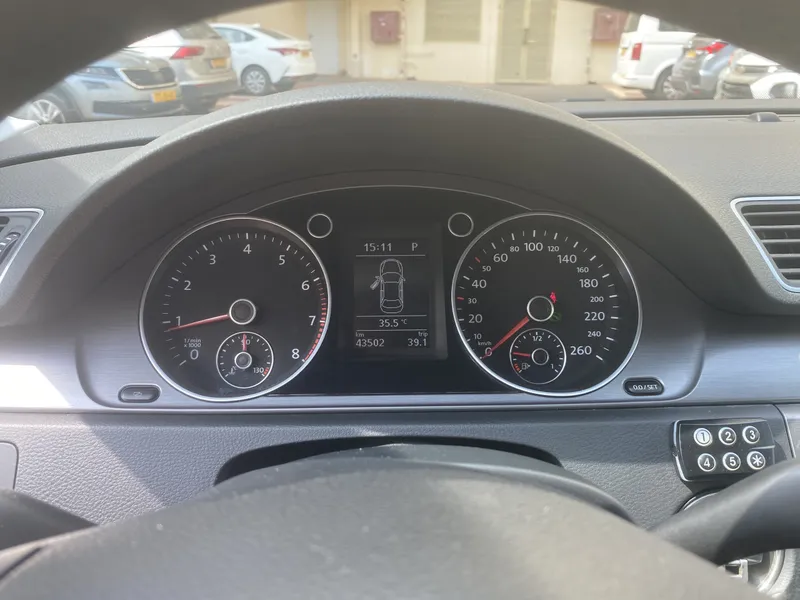 Volkswagen Passat 2nd hand, 2011, private hand