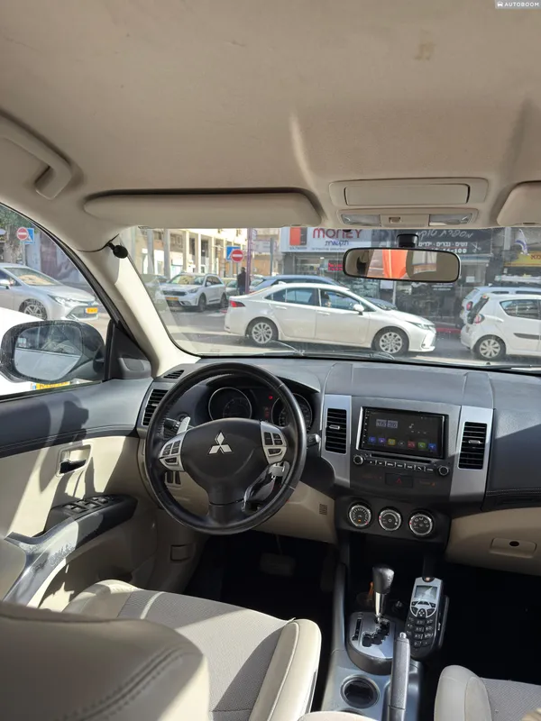 Mitsubishi Outlander 2ème main, 2011