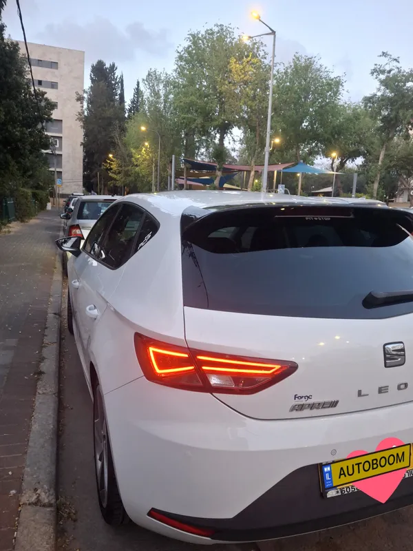 SEAT Leon 2nd hand, 2015, private