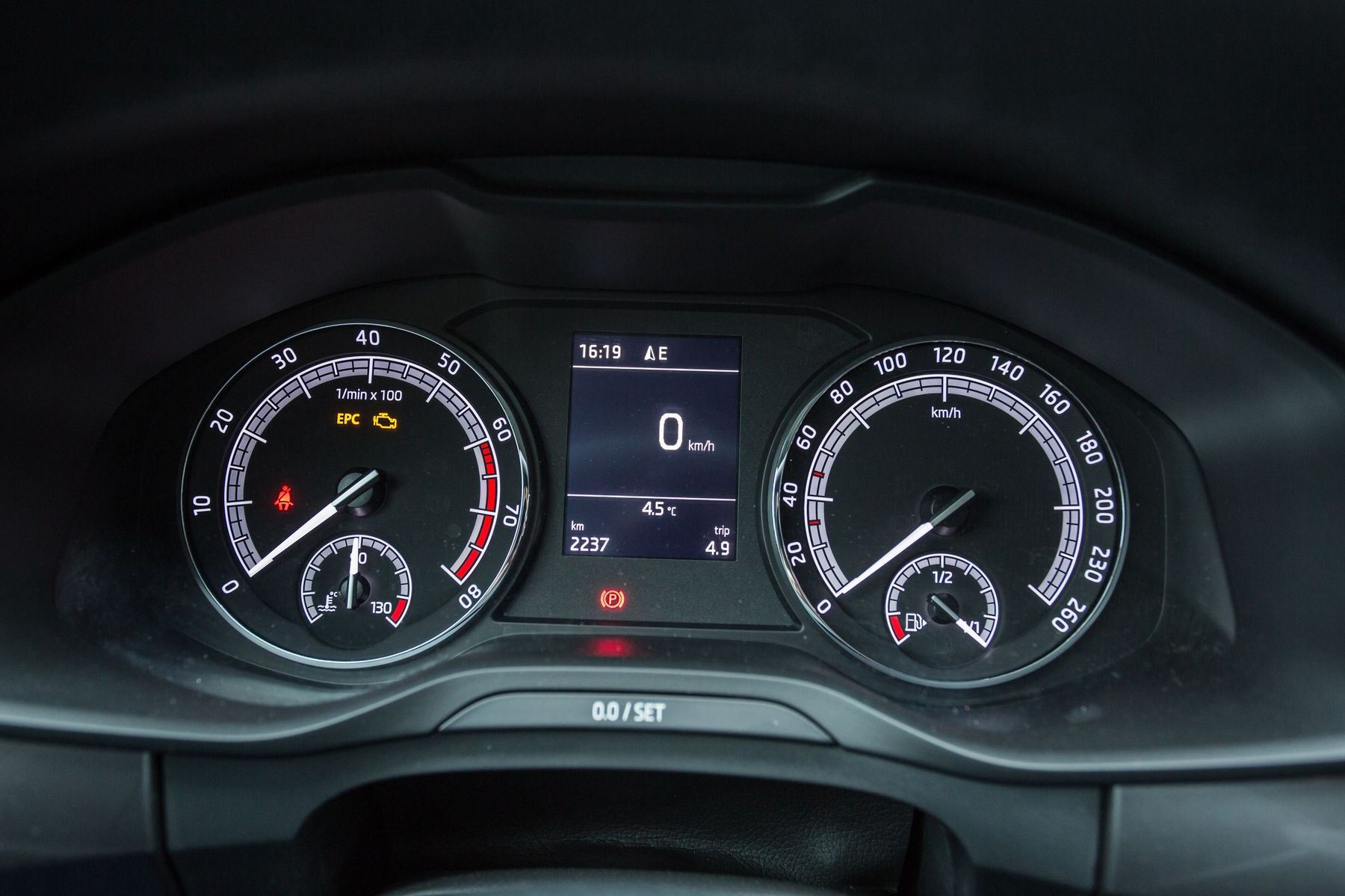 Установка виртуальной приборной панели на 2017 - Skoda Kodiaq, 2 л, 2017 года эл