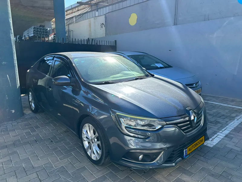 Renault Megane 2nd hand, 2017, private hand
