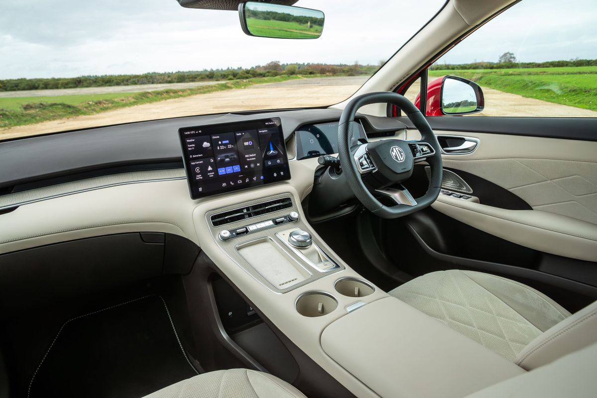 MG S6 2025. Передние сидения. SUV 5 дв., 1 поколение