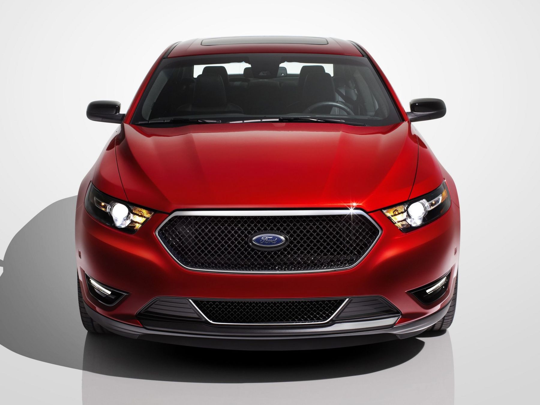 Ford Taurus 2012 года выпуска, 6 поколение, рестайлинг, седан - комплектации и м