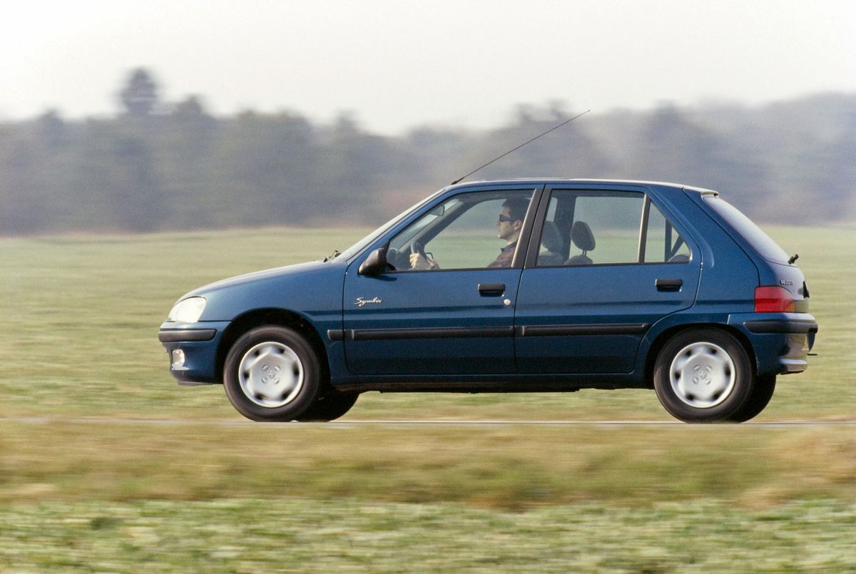 פיג'ו 106 1996. מרכב, צורה. מיני 5 דלתות, 1 דור, שדרוג