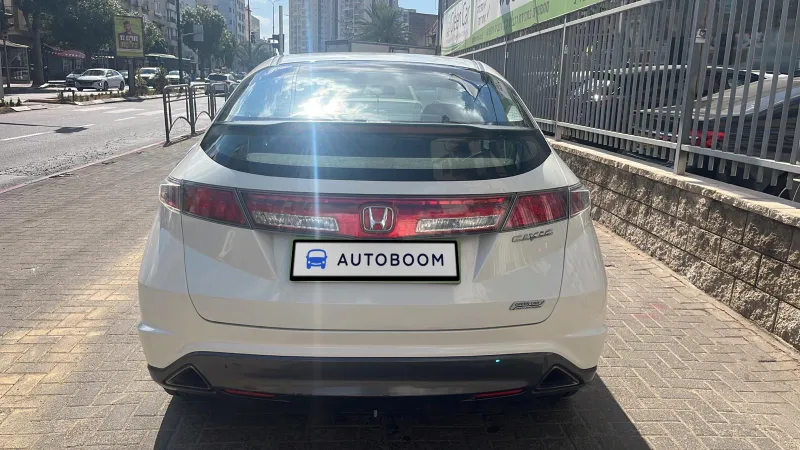 Honda Civic 2ème main, 2011, main privée