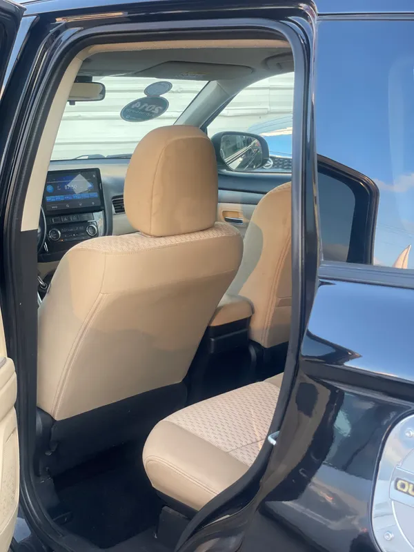 Mitsubishi Outlander 2nd hand, 2014
