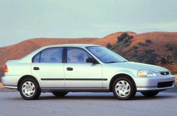 הונדה סיוויק (USA) 1996. מרכב, צורה. סדאן, 6 דור