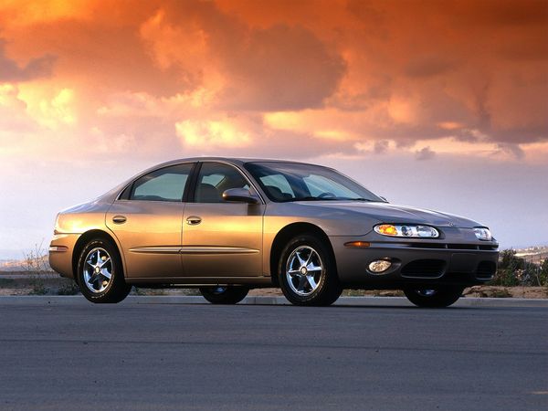 אולדסמוביל אורורה 1999. מרכב, צורה. סדאן, 2 דור