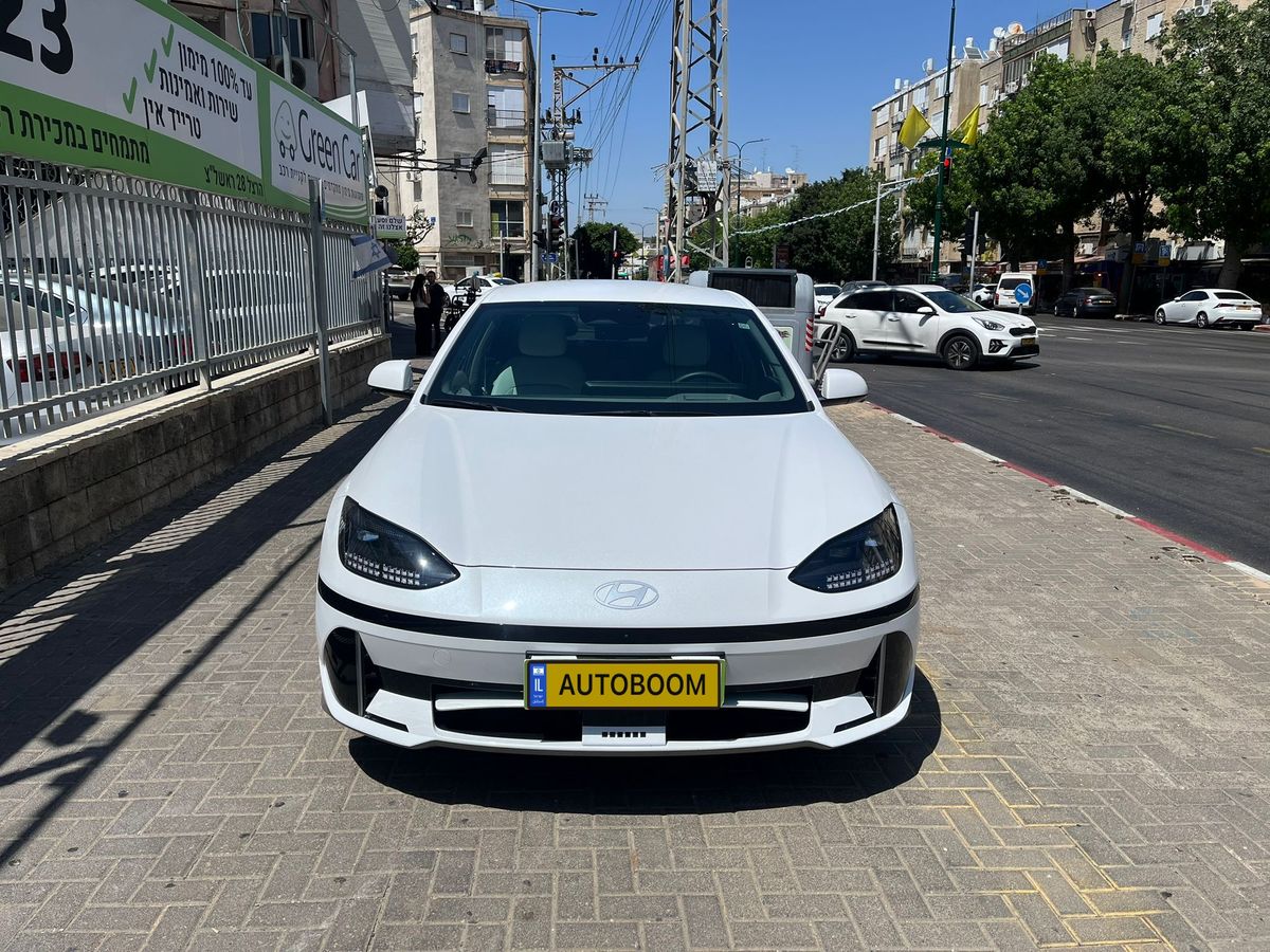 Hyundai IONIQ 6 с пробегом, 2024, частная рука