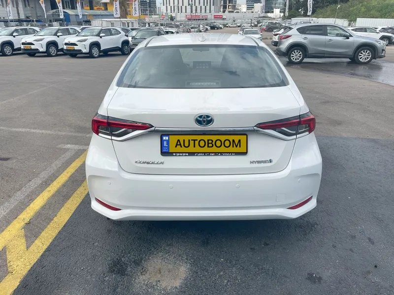 Toyota Corolla 2nd hand, 2021
