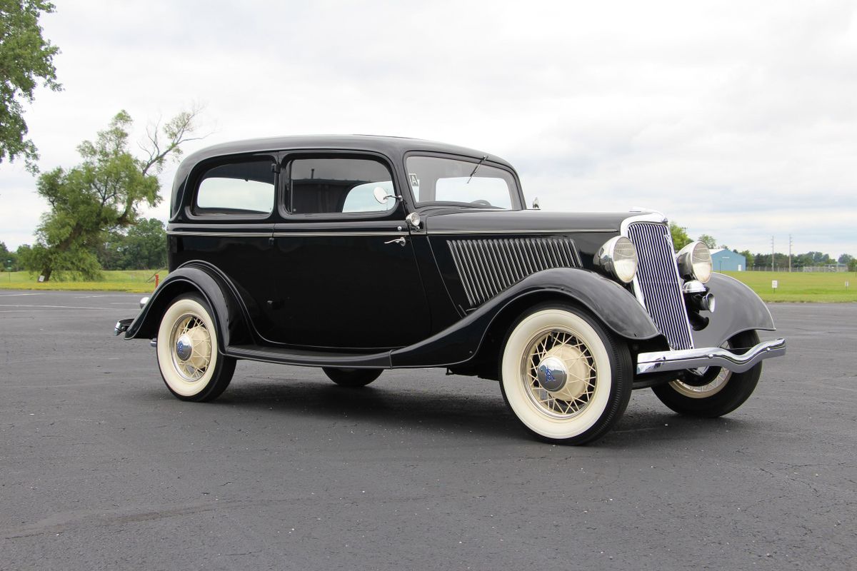 Ford V8 1932. Carrosserie, extérieur. Berline 2-portes, 1 génération