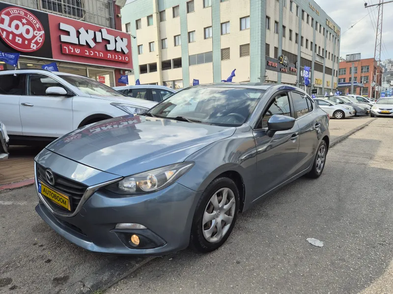 מאזדה 3 יד 2 רכב, 2014