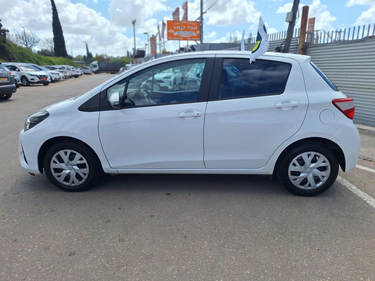 Toyota Yaris 2nd hand, 2017, private hand