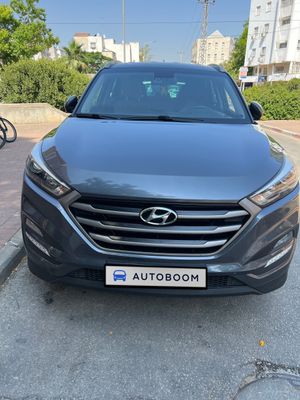 Hyundai Tucson 2nd hand, 2017, private hand