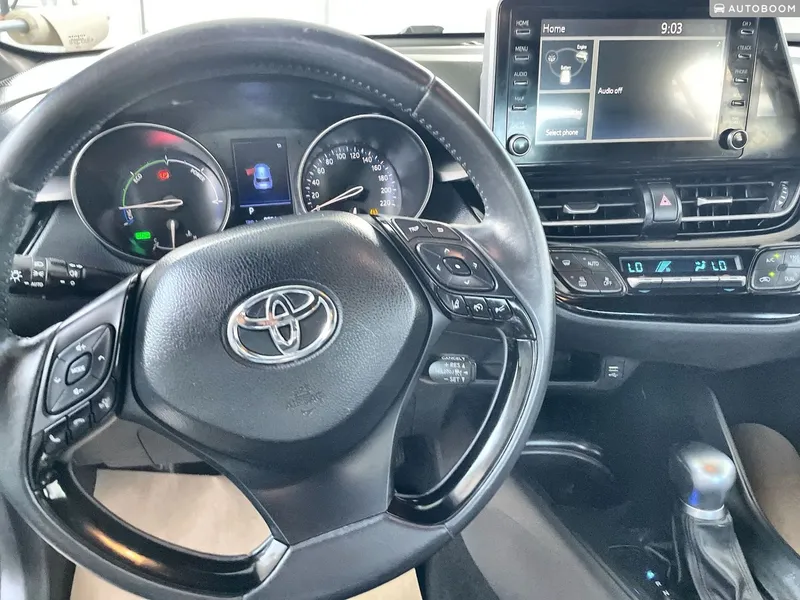 Toyota C-HR 2nd hand, 2020, private