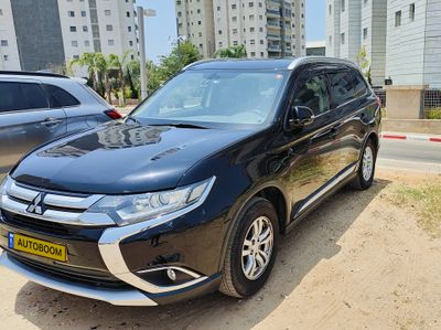 Mitsubishi Outlander с пробегом, 2017, частная рука