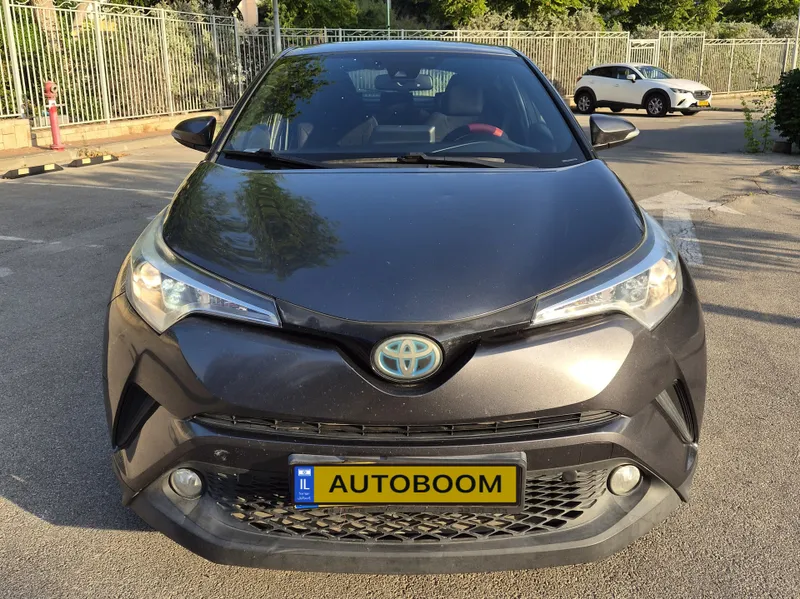 טויוטה C-HR יד 2 רכב, 2017, פרטי