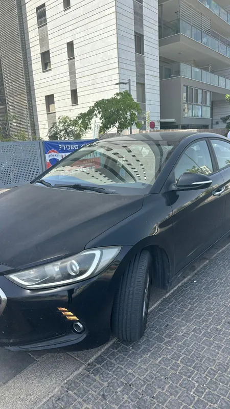 Hyundai Elantra 2nd hand, 2016, private hand