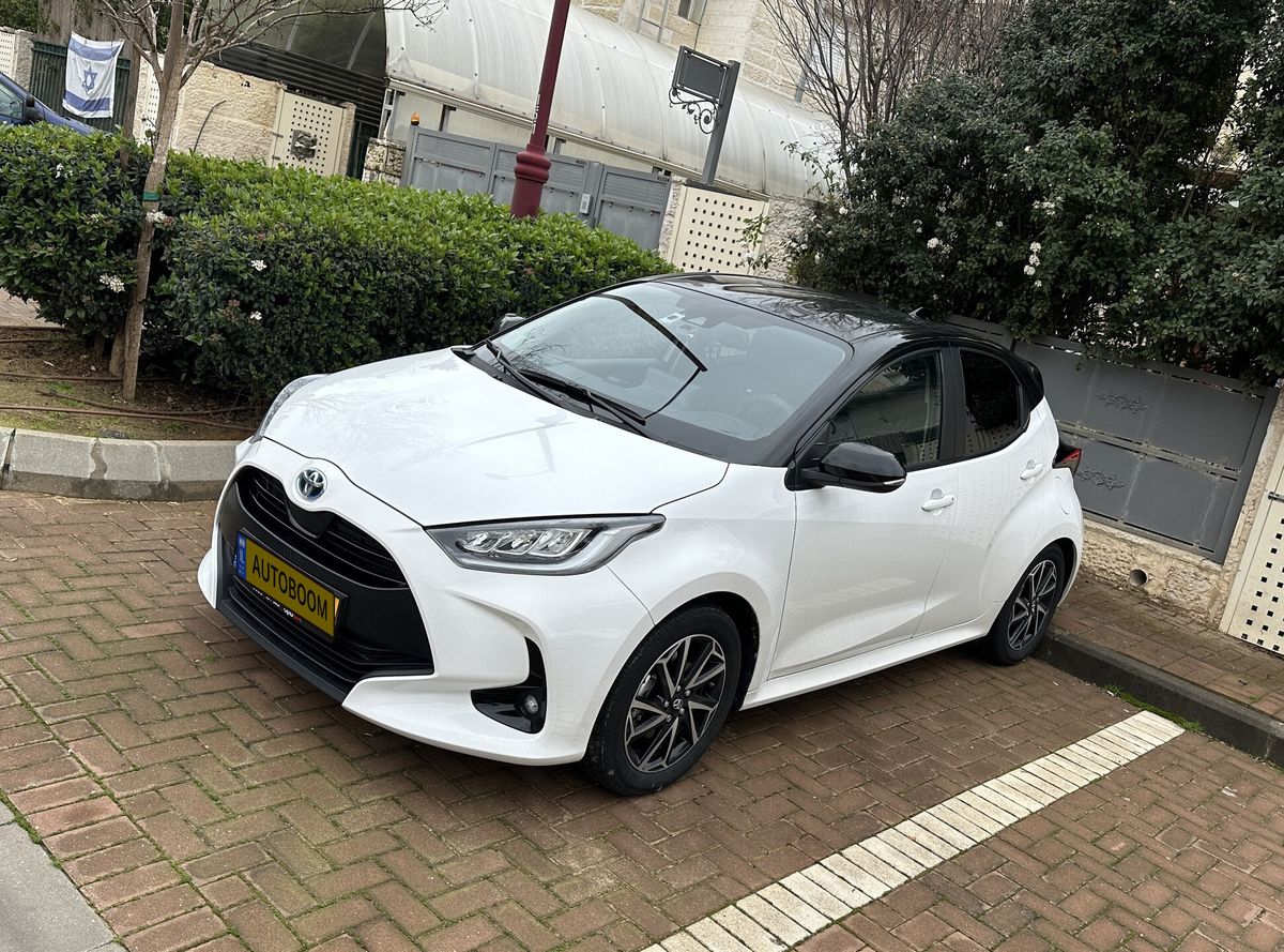 Toyota Yaris 2nd hand, 2024, private hand