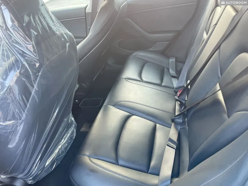 Tesla Model 3 2nd hand, 2021, private