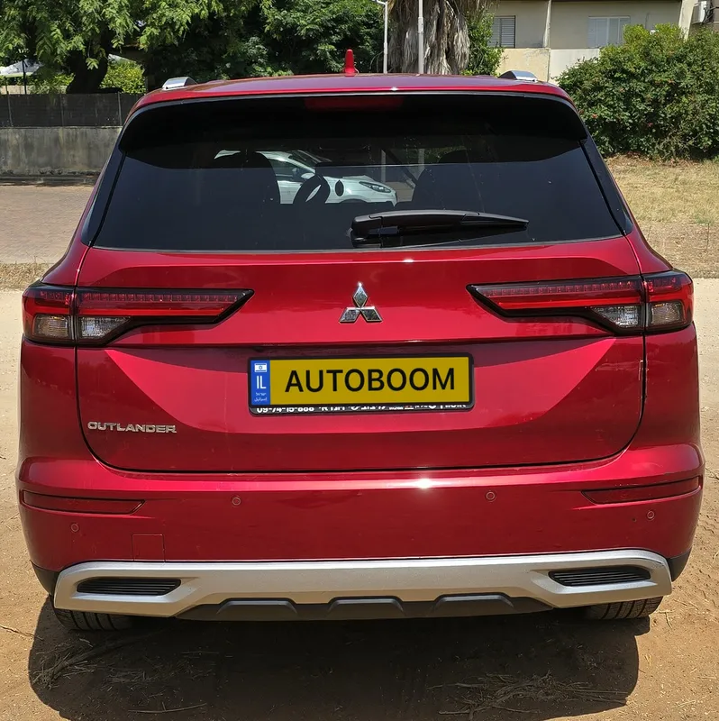 Mitsubishi Outlander 2ème main, 2021, main privée