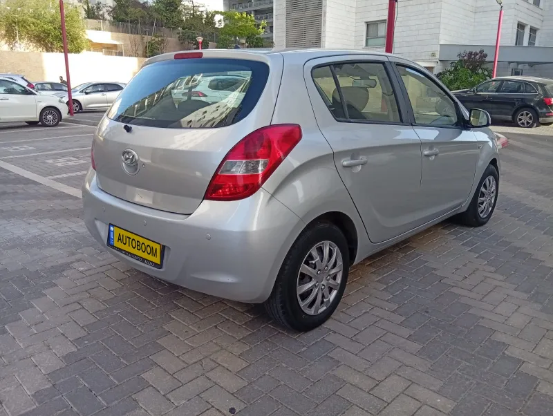 Hyundai i20 с пробегом, 2011, частная рука