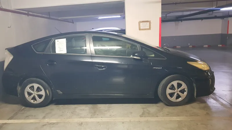 Toyota Prius 2nd hand, 2013, private hand