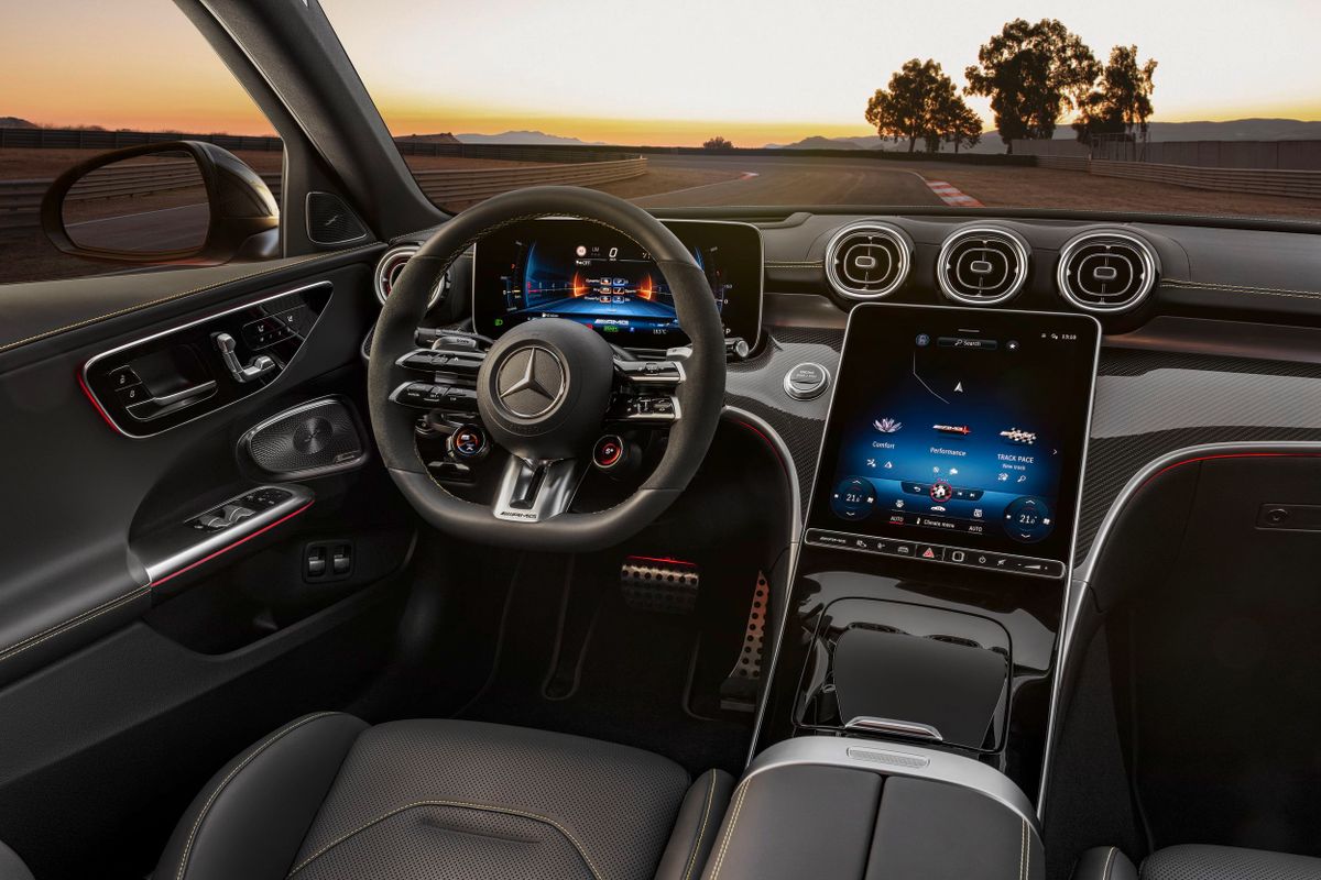 Mercedes C-Class AMG 2022. Передние сидения. Седан, 5 поколение