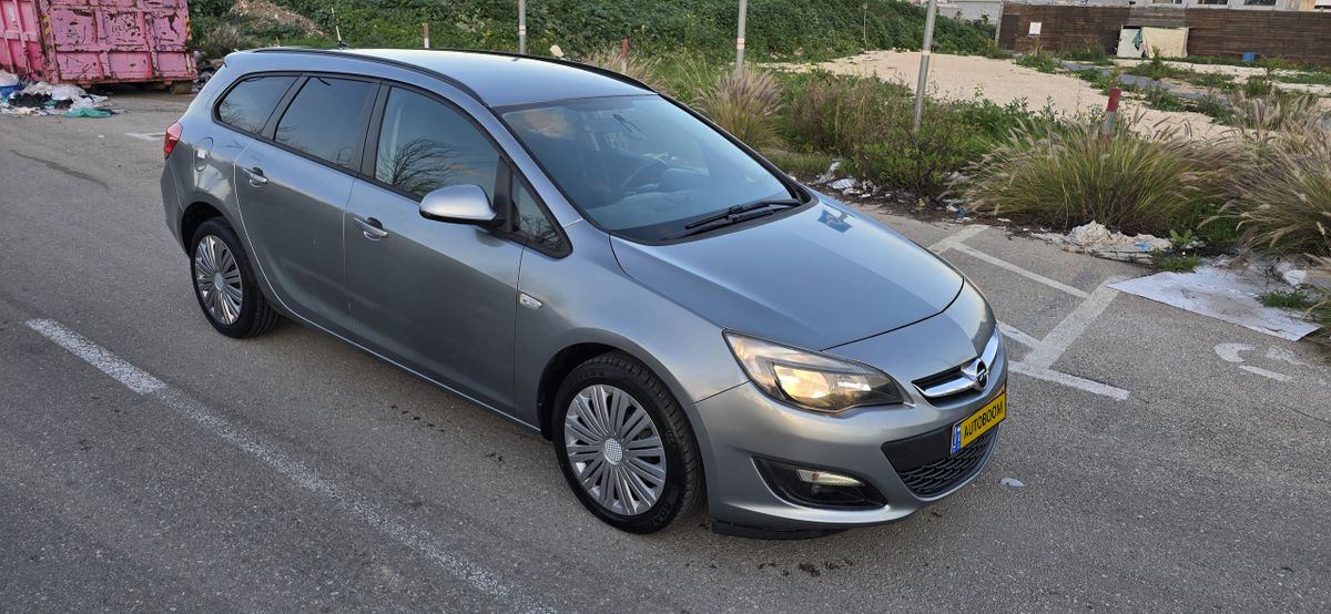 Opel Astra 2ème main, 2015