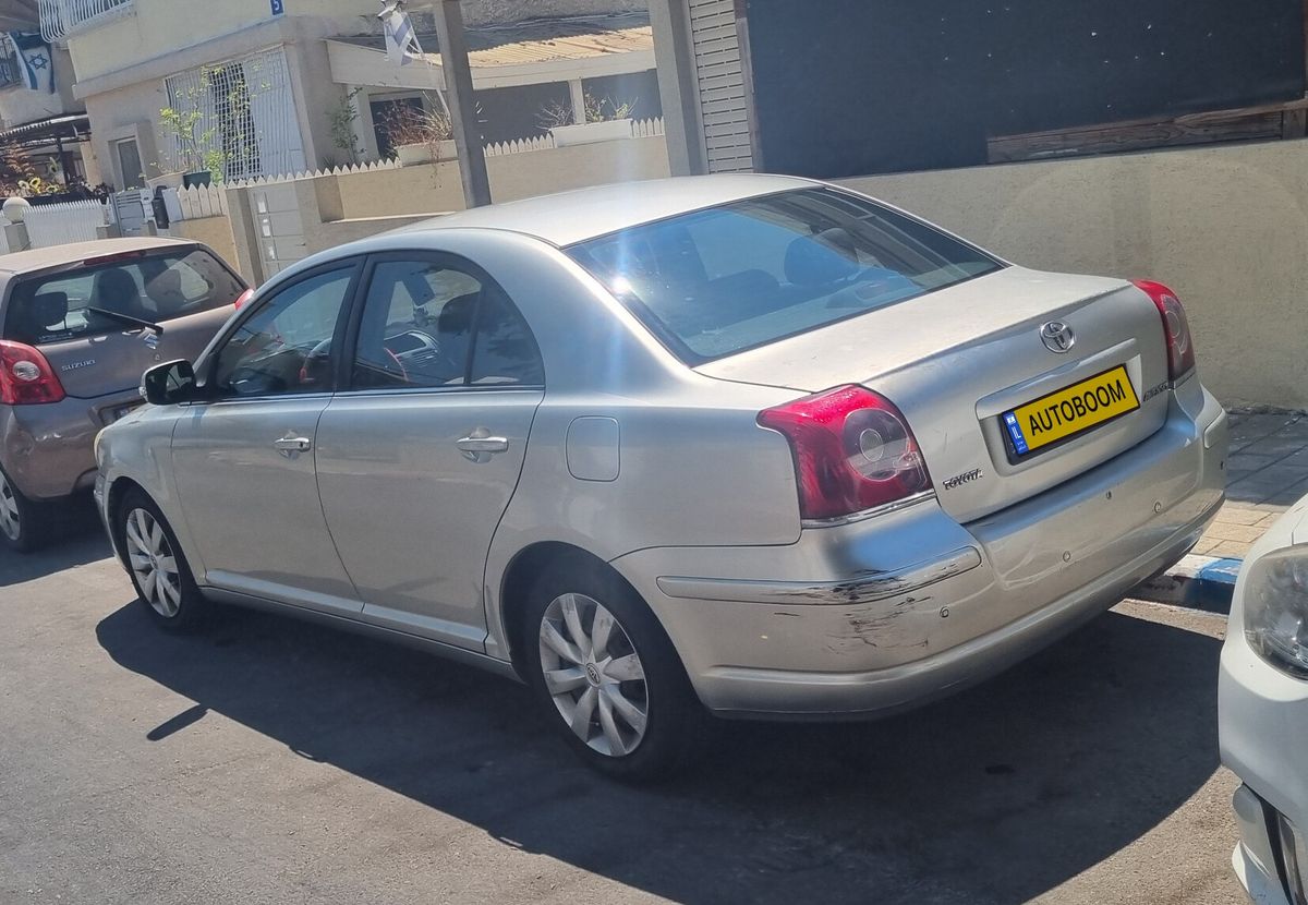 Toyota Avensis 2ème main, 2008, main privée