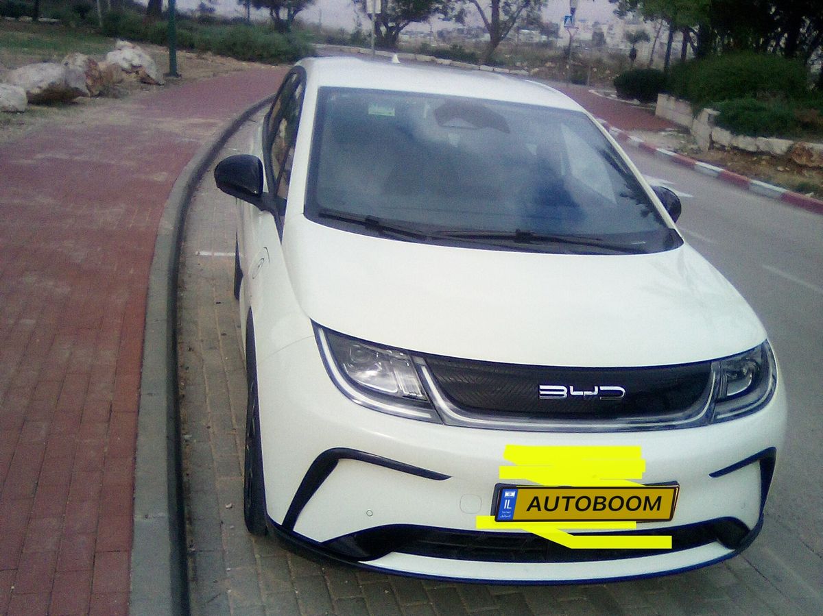 BYD Dolphin с пробегом, 2024, частная