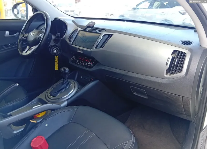 Kia Sportage 2nd hand, 2015, private