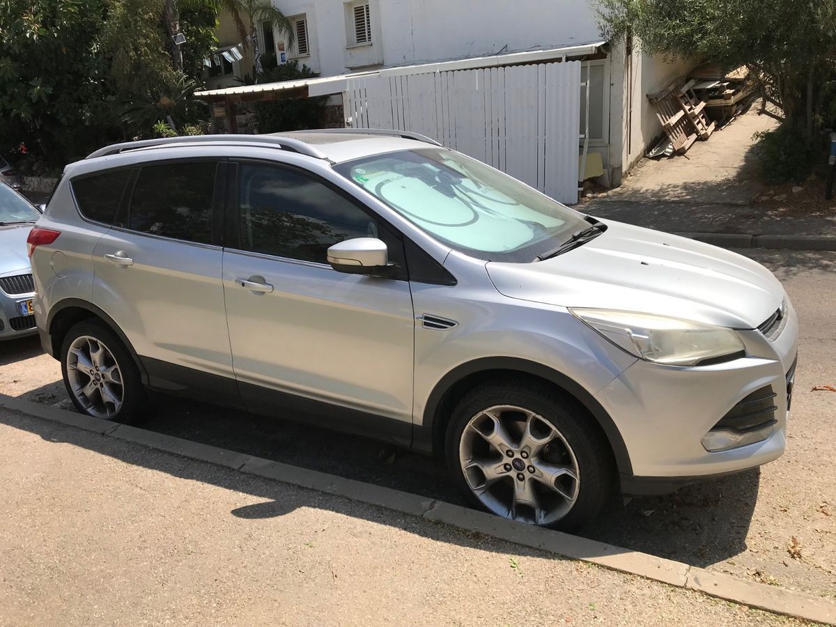 Ford Kuga 2ème main, 2013, privée