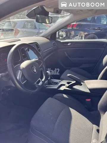 רנו מגאן יד 2 רכב, 2022, פרטי