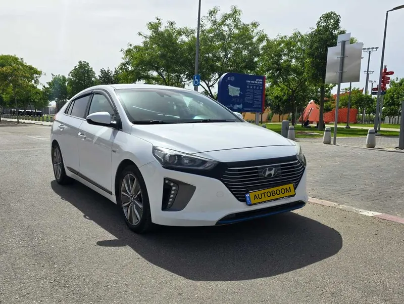 Hyundai IONIQ 2nd hand, 2017, private hand