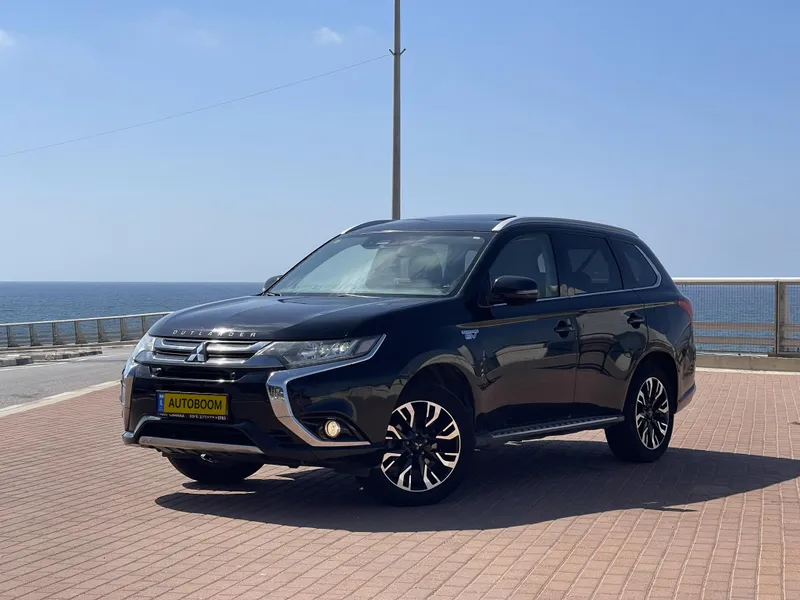 Mitsubishi Outlander 2nd hand, 2017, private hand