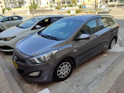 Hyundai i30 2ème main, 2014, main privée