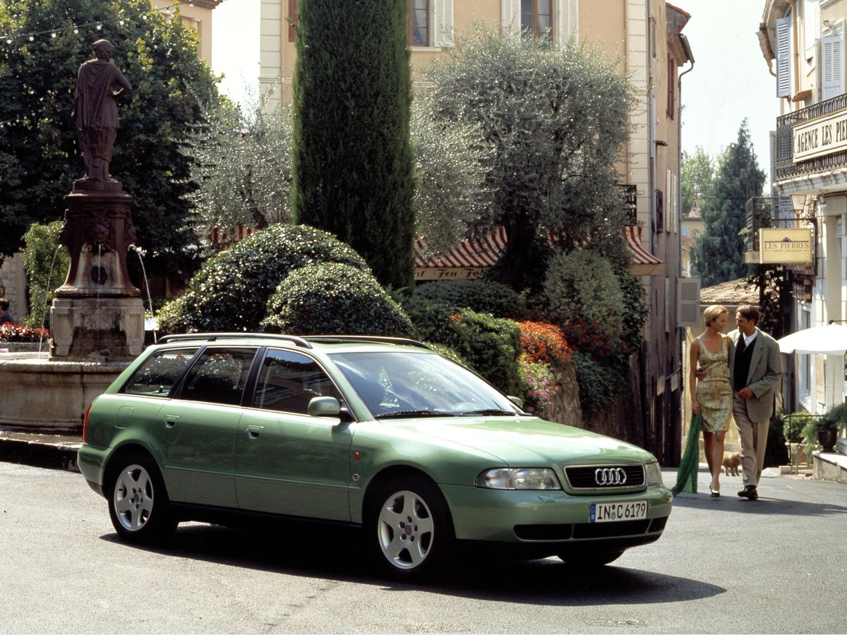 Audi A4 1996. Carrosserie, extérieur. Break 5-portes, 1 génération